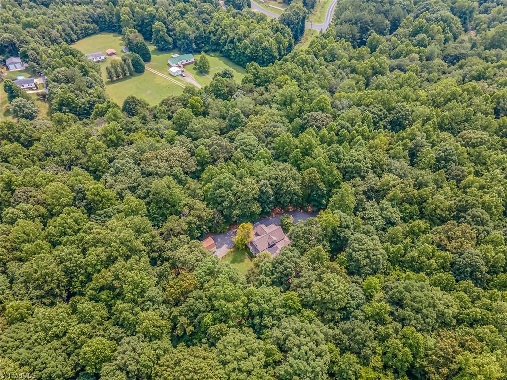 630 Price Mill Road Summerfield, NC 27358 - Photo 6 of 35 Gallery Image 6