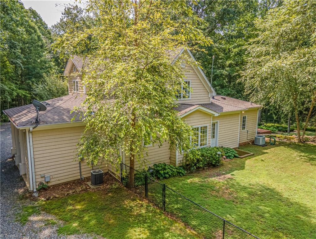 630 Price Mill Road Summerfield, NC 27358 - Photo 9 of 35 Gallery Image 9