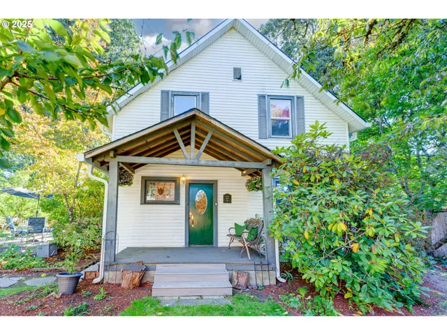 $539,000 | 165 Southeast 33rd Avenue, Hillsboro, OR 97123