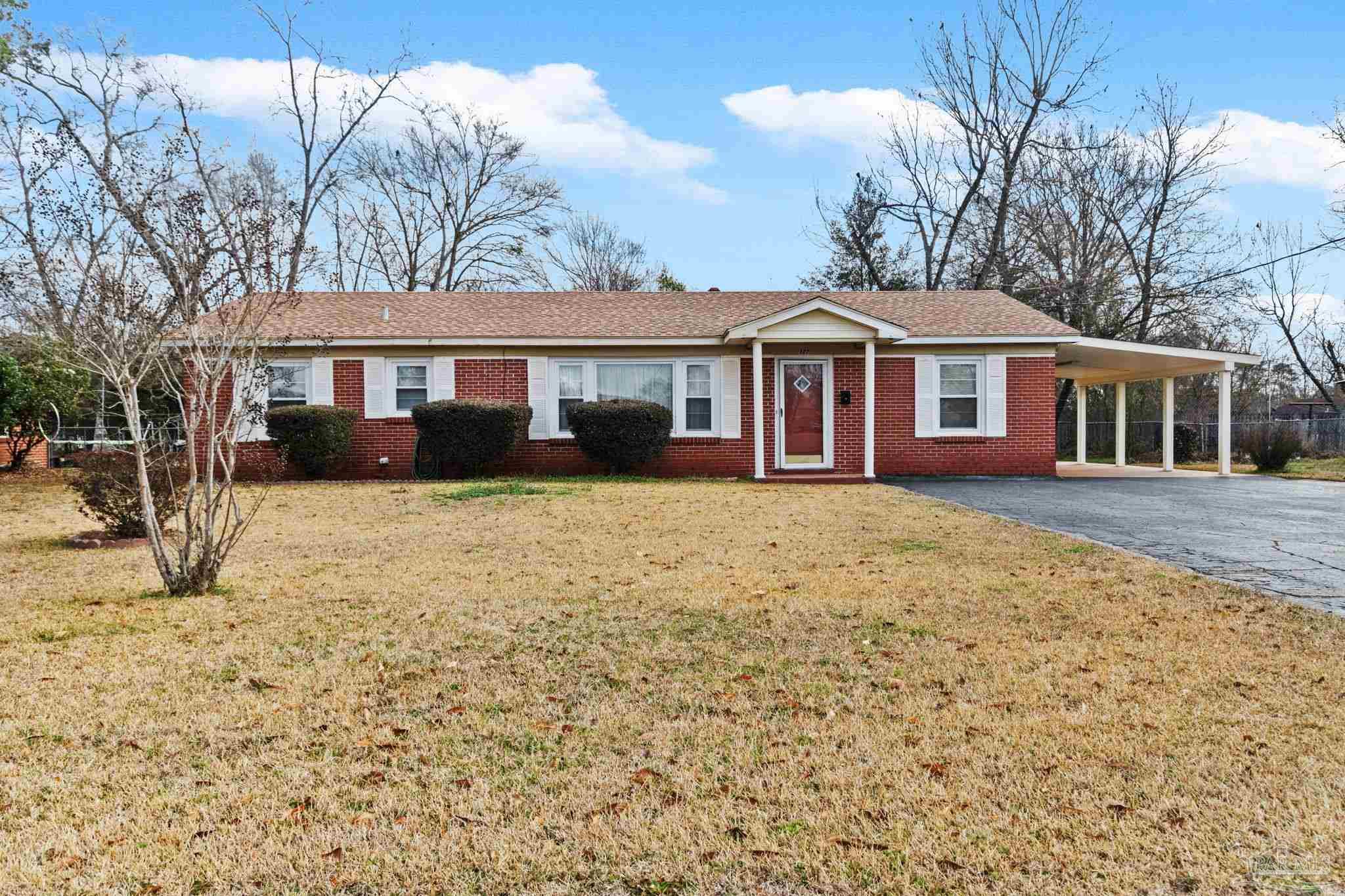 507 4th Avenue Atmore, AL 36502 - Photo 1 of 42