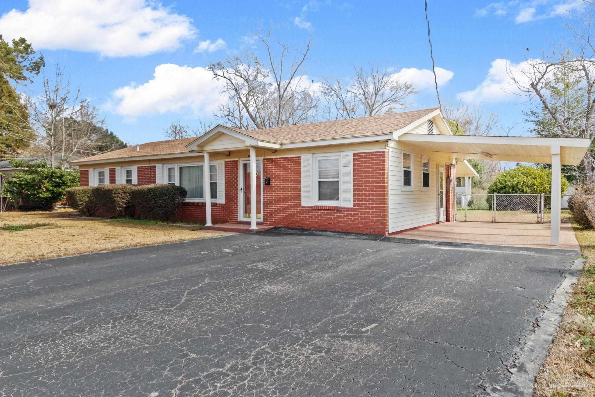 507 4th Avenue Atmore, AL 36502 - Photo 2 of 42