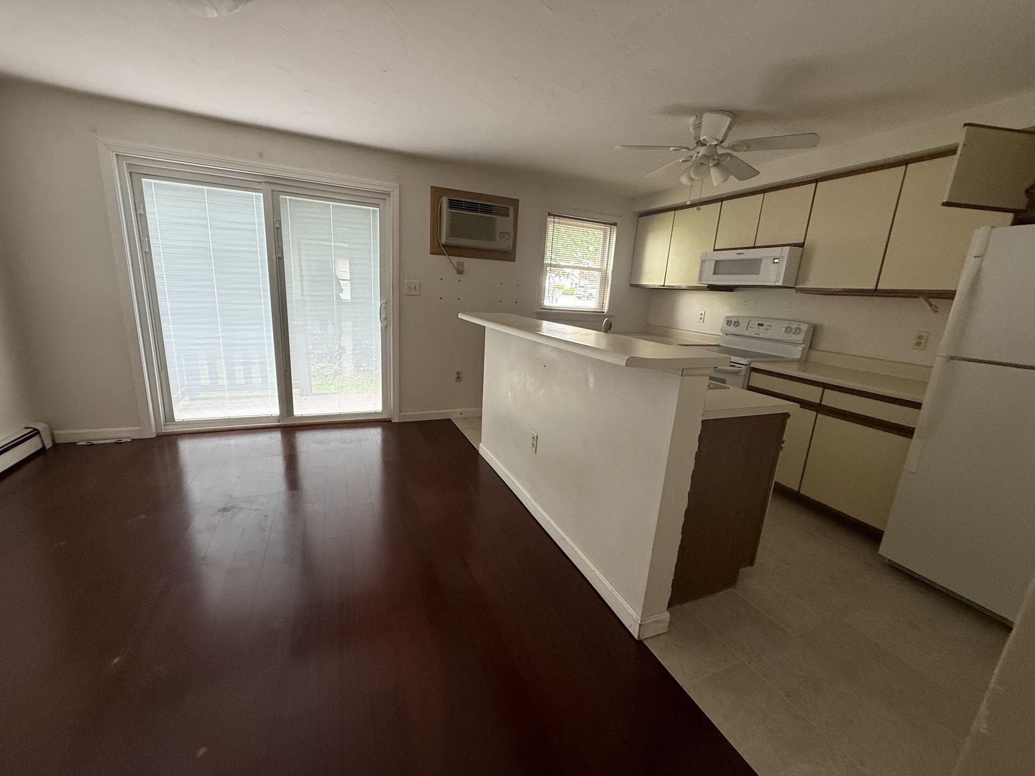 306 Circle Road Manchester, NH 03103 - Photo 2 of 21 Gallery Image 2