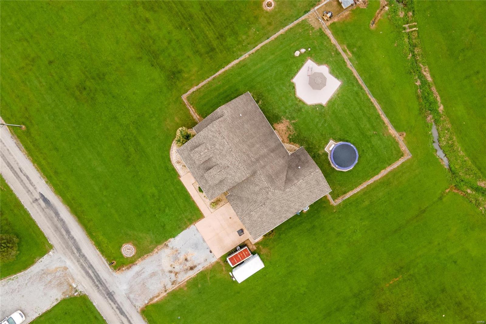 15335 Remington Road Marion, IL 62959 - Photo 6 of 37 Gallery Image 6