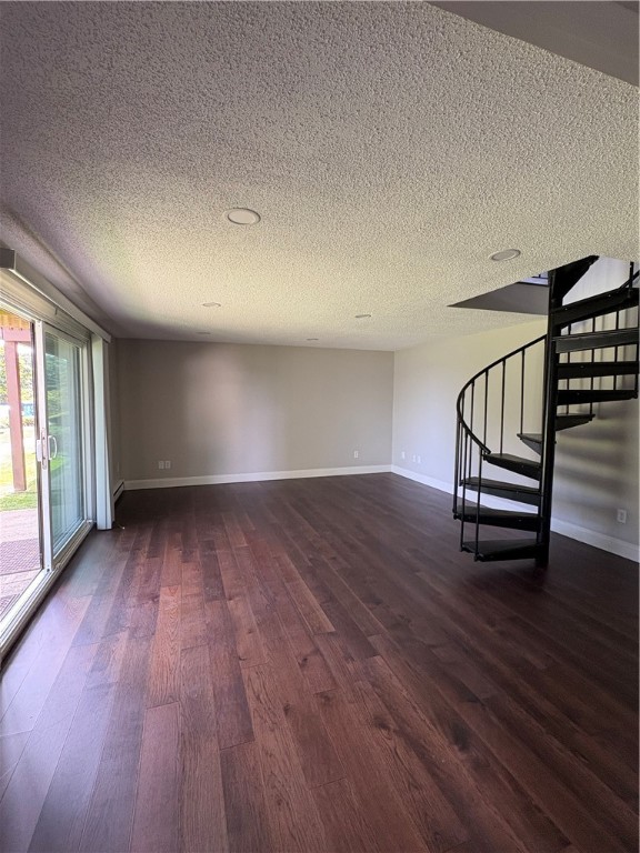 4162 Post Road, Unit 3 Warwick, RI 02818 - Photo 17 of 20 first floor living space