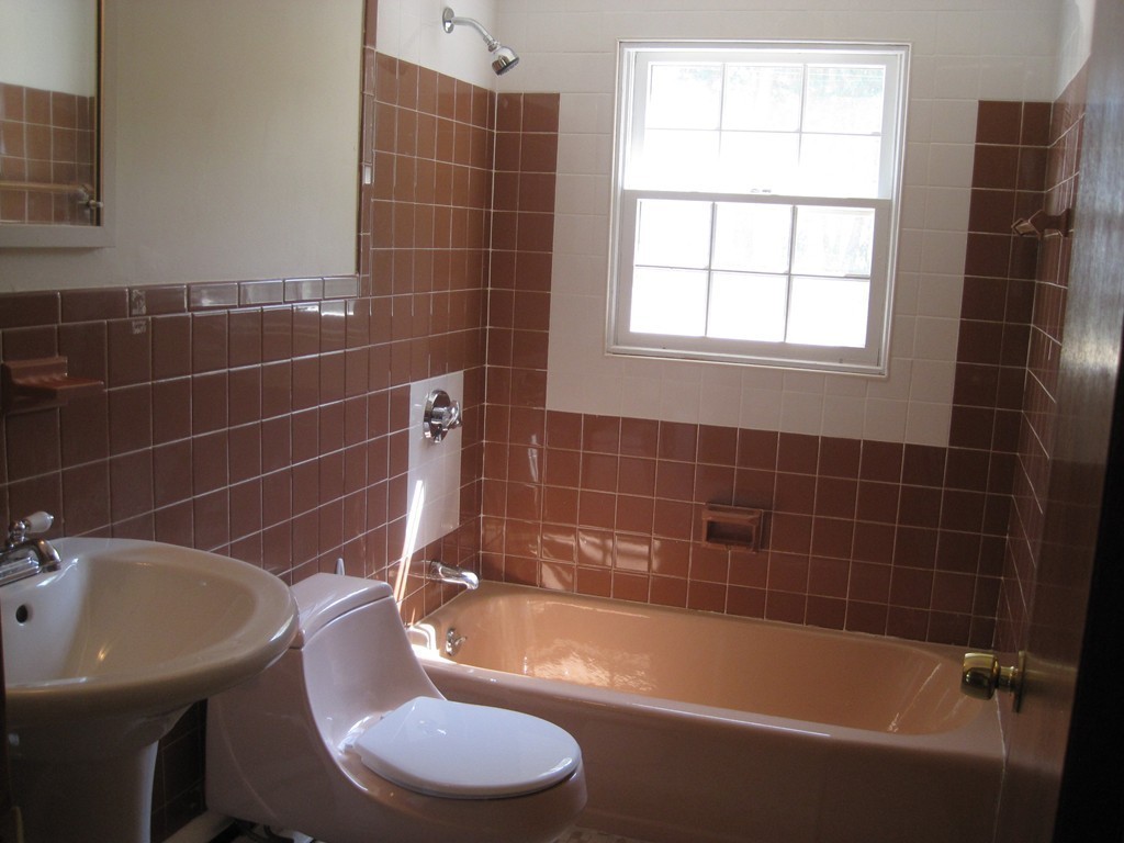 36 Westmoor Road Boston, MA 02132 - Photo 16 of 30 Gallery Image 16