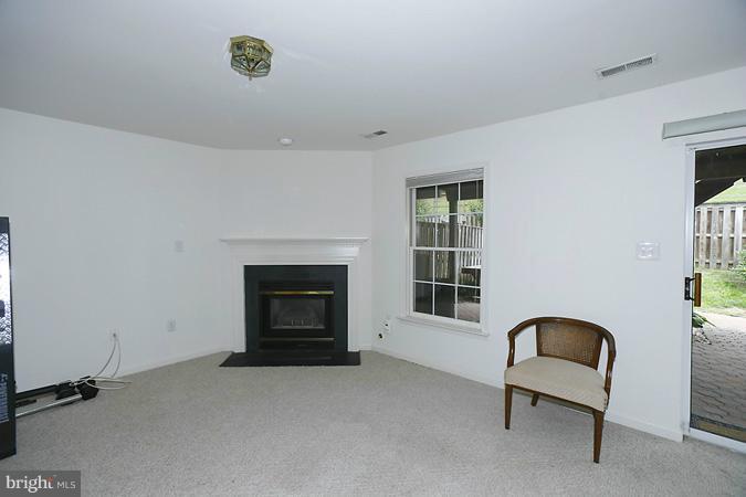 8023 Readington Court Springfield, VA 22152 - Photo 3 of 22 Family Room