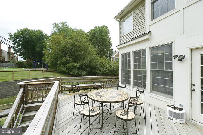8023 Readington Court Springfield, VA 22152 - Photo 21 of 22 Exterior (Rear)
