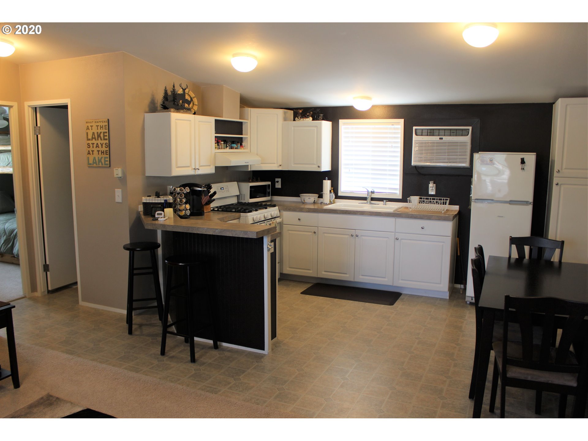 13029 Southwest Cascade View Lane Culver, OR 97734 - Photo 9 of 20 Gallery Image 9