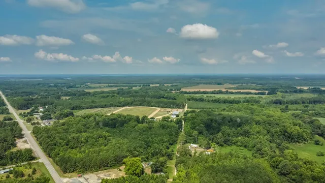 $360,000 | 43 South Church Street, Summerton, SC 29148