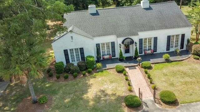 $360,000 | 43 South Church Street, Summerton, SC 29148