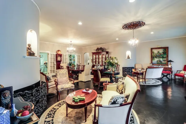 $360,000 | 43 South Church Street, Summerton, SC 29148