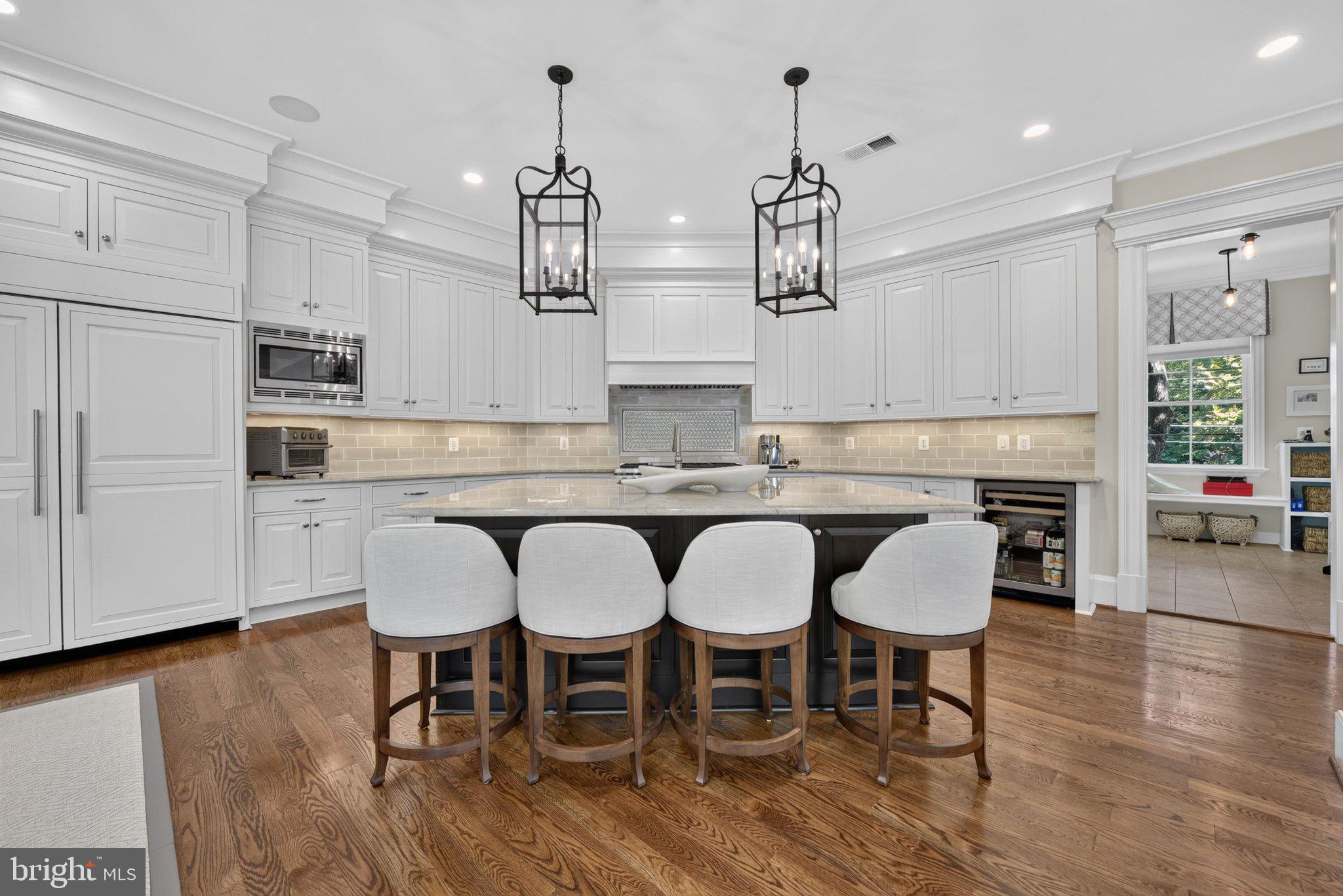 1420 Kurtz Road McLean, VA 22101 - Photo 8 of 34 Kitchen