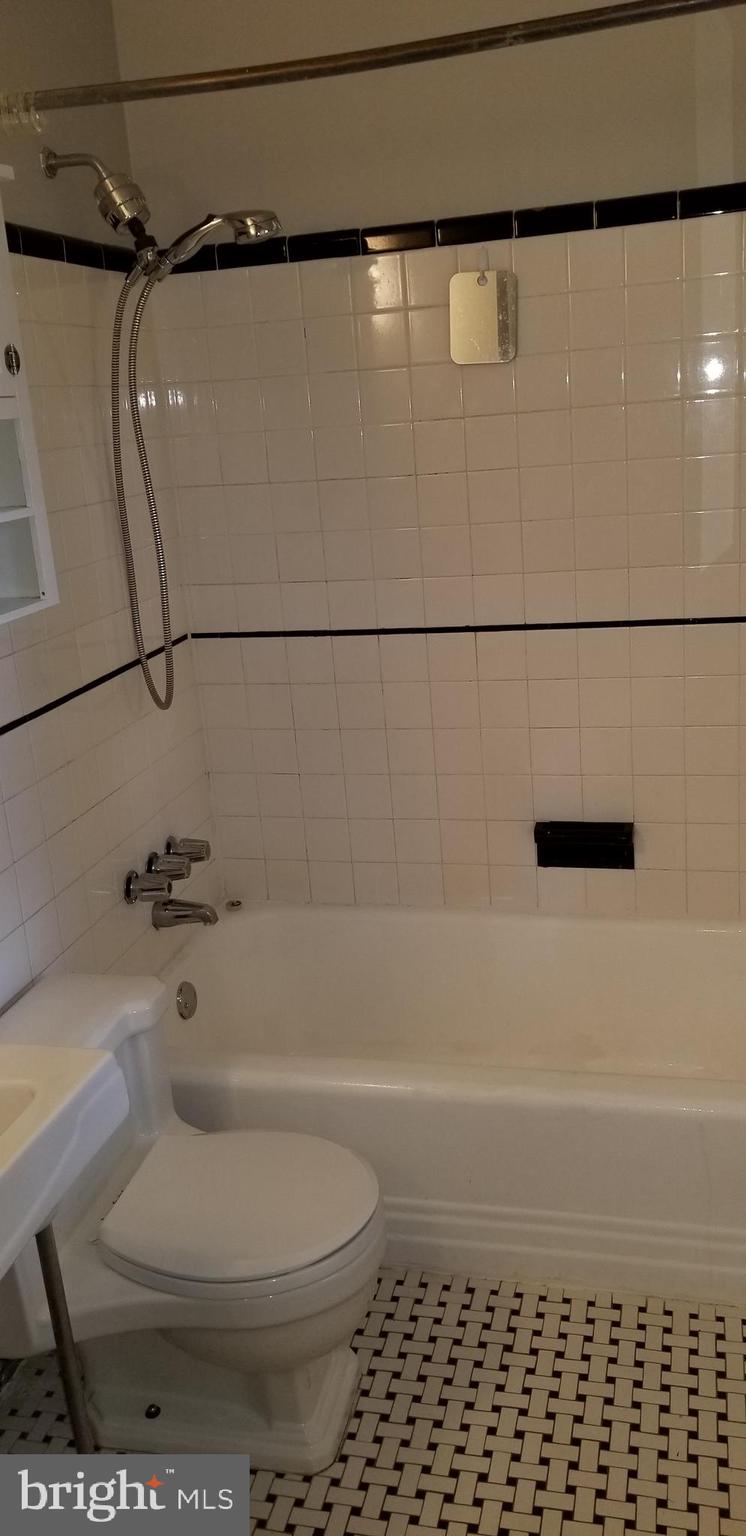 2811 Valley Drive Alexandria, VA 22302 - Photo 20 of 23