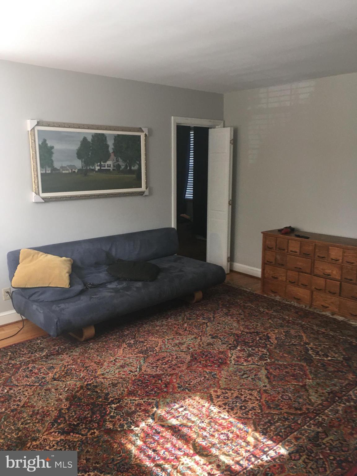 2811 Valley Drive Alexandria, VA 22302 - Photo 5 of 23