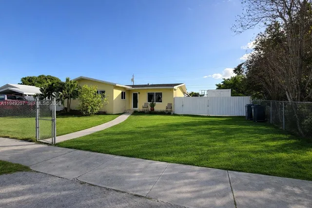 $3,800 | 11930 Southwest 187th Terrace, Miami, FL 33177