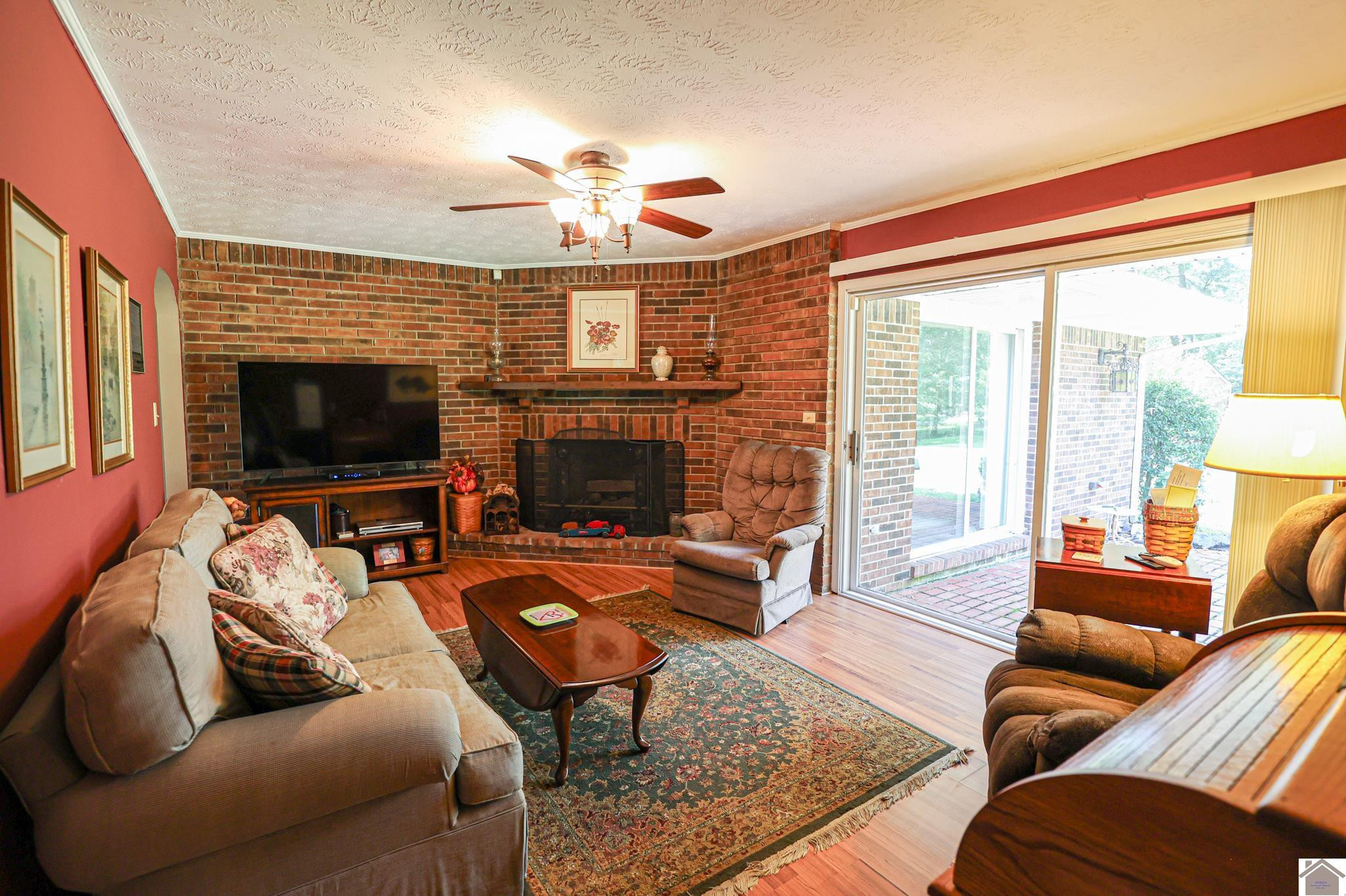 530 Canary Road Paducah, KY 42001 - Photo 19 of 39 Family Room