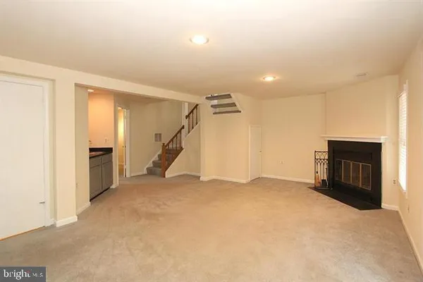 $3,600 | 11956 Sentinel Point Court, Reston, VA 20191