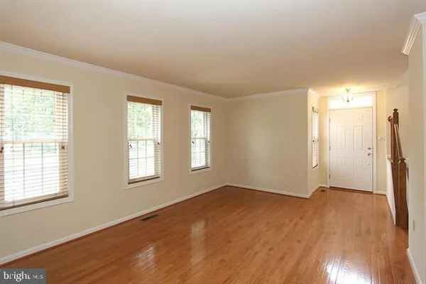 $3,600 | 11956 Sentinel Point Court, Reston, VA 20191