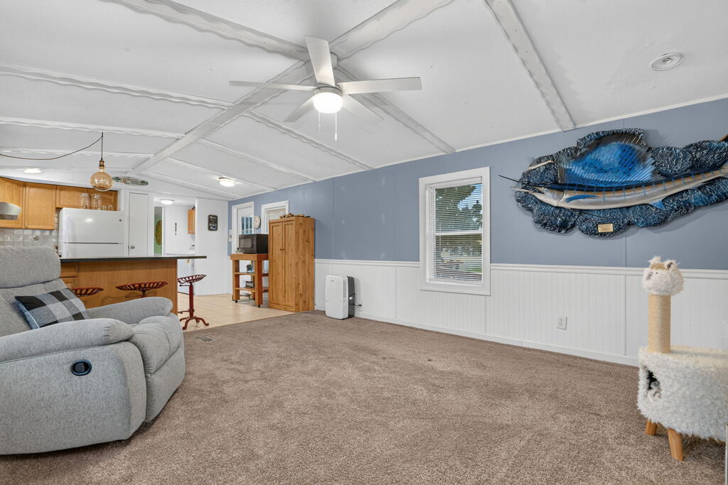 2410 Ridge Road Chincoteague, VA 23336 - Photo 10 of 37 Gallery Image 10