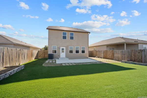$2,000 | 12241 Cashton, San Antonio, TX 78252