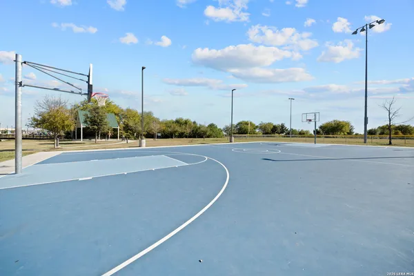 $2,000 | 12241 Cashton, San Antonio, TX 78252