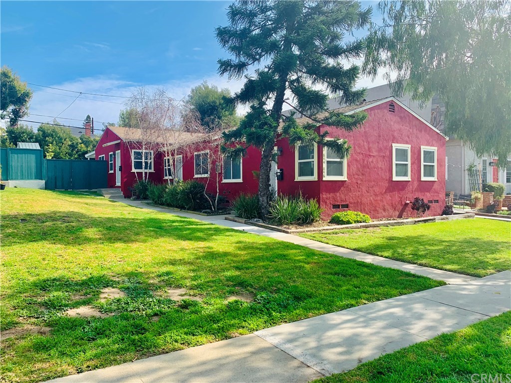 842 Penn Street, El Segundo, CA 90245 Compass