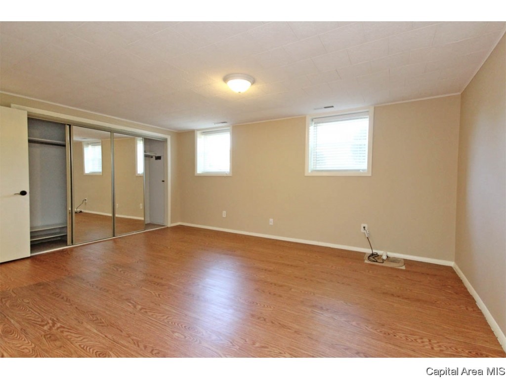 72 Kirkley Lane Springfield, IL 62704 - Photo 17 of 36 Gallery Image 17