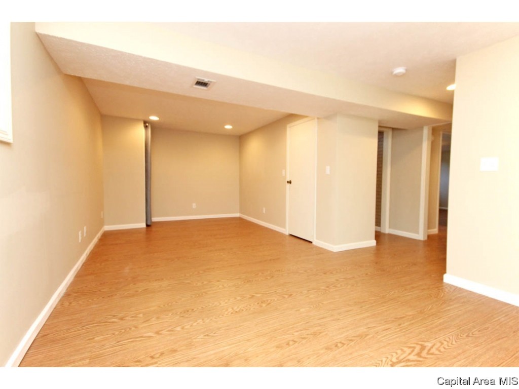 72 Kirkley Lane Springfield, IL 62704 - Photo 24 of 36 Gallery Image 24