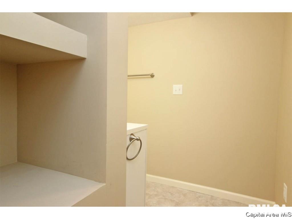 72 Kirkley Lane Springfield, IL 62704 - Photo 26 of 36 Gallery Image 26