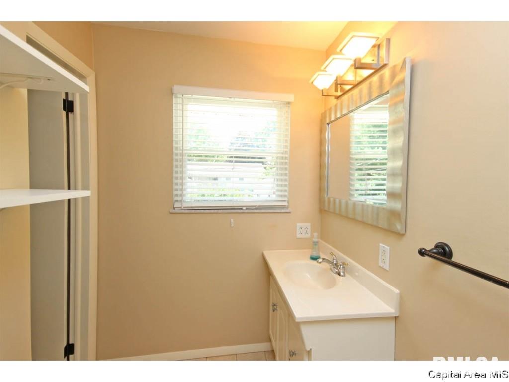 72 Kirkley Lane Springfield, IL 62704 - Photo 28 of 36 Gallery Image 28