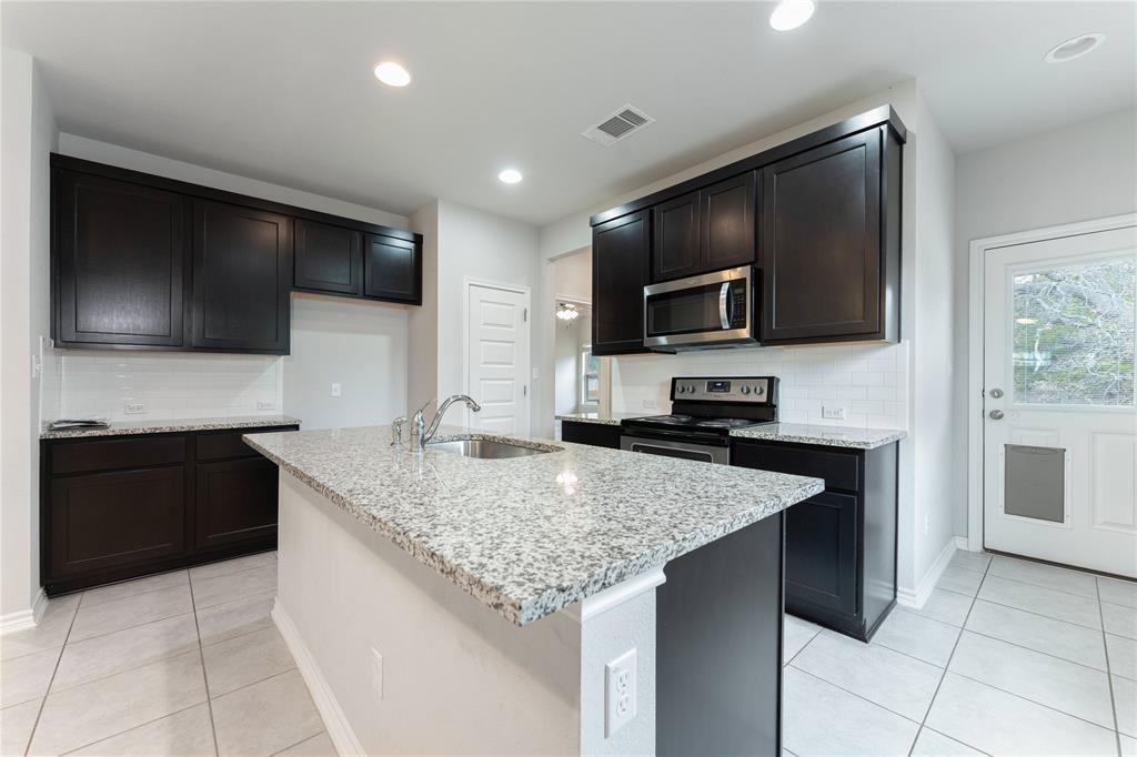 313 Syrah Court Leander, TX 78641 - Photo 8 of 23