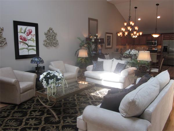 55 Beech Hill Road, Unit 46 Feeding Hills, MA 01030 - Photo 3 of 7 Gallery Image 3