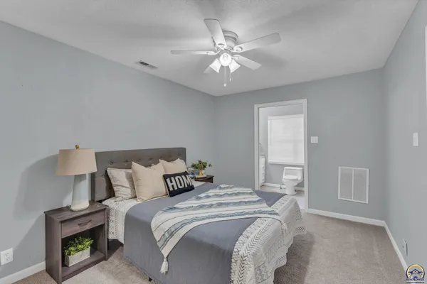 $172,500 | 3453 Southwest Westview Avenue, Topeka, KS 66611