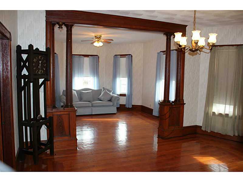 314 Power Road Pawtucket, RI 02860 - Photo 14 of 19 Living Room. 2nd Fl LR