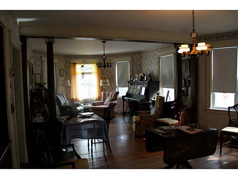 314 Power Road Pawtucket, RI 02860 - Photo 4 of 19 Living Room. 1st LR