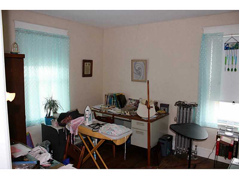 314 Power Road Pawtucket, RI 02860 - Photo 8 of 19 Bedroom. 1st Fl bed