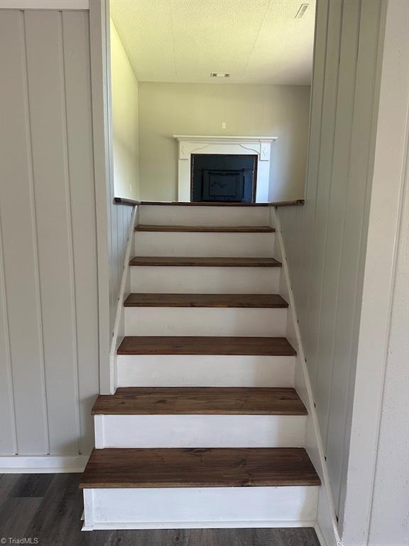 3165 Wide Country Road Tobaccoville, NC 27040 - Photo 10 of 35 Stairs
