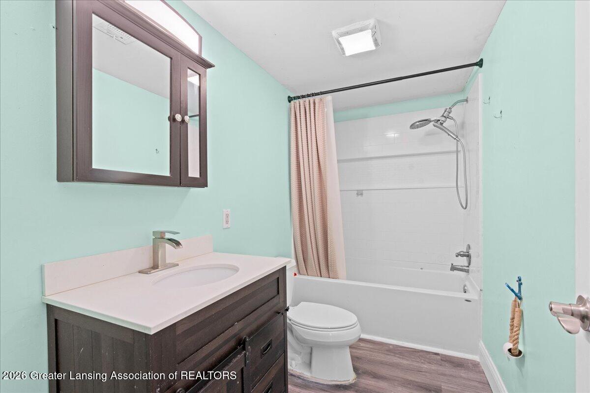 5136 Bell Oak Road East Webberville, MI 48892 - Photo 14 of 30 15-Media Jett - 04