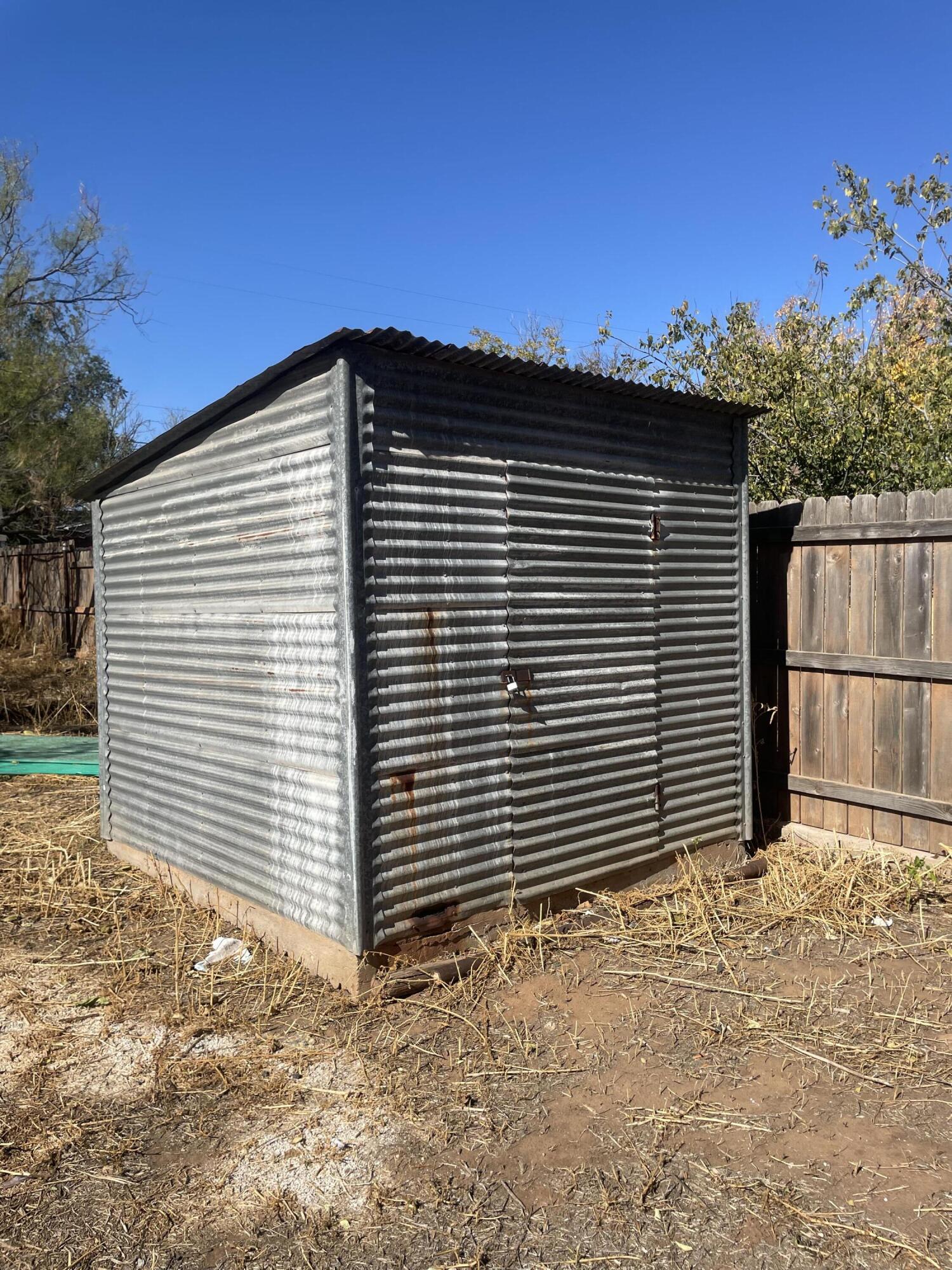101 S Avenue Post, TX 79356 - Photo 15 of 19 a view of a backyard