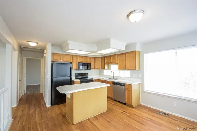 $2,520 | 4652 Genoa Street, Denver, CO 80249