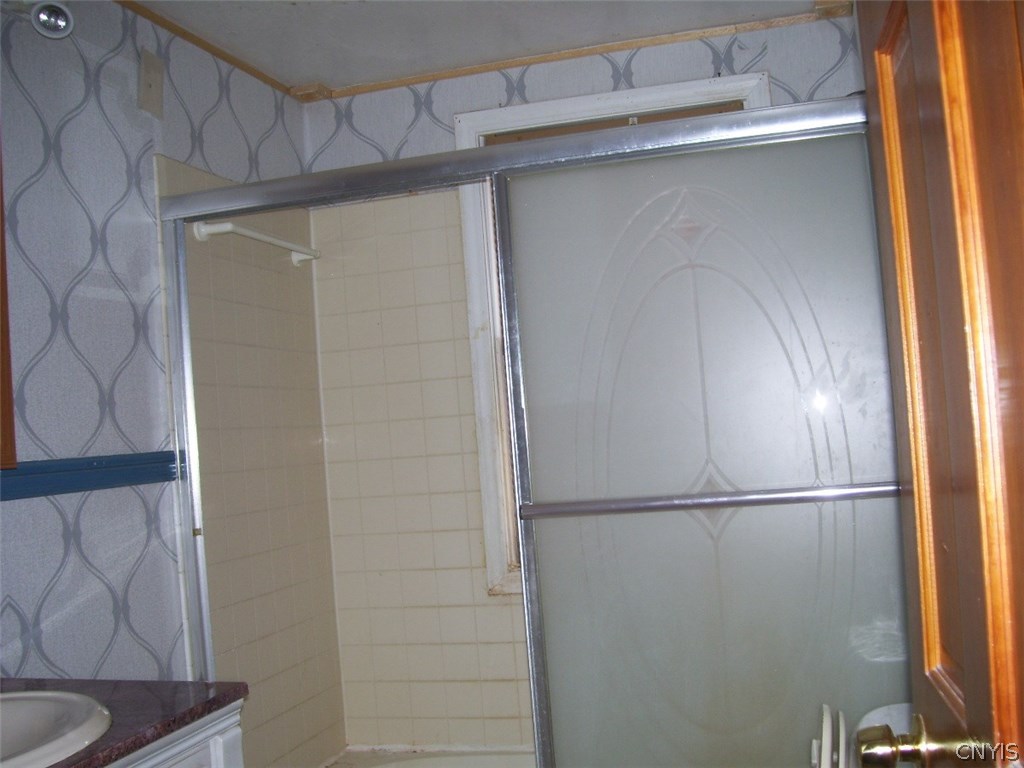 7151 Morgan Road Clay, NY 13090 - Photo 7 of 12