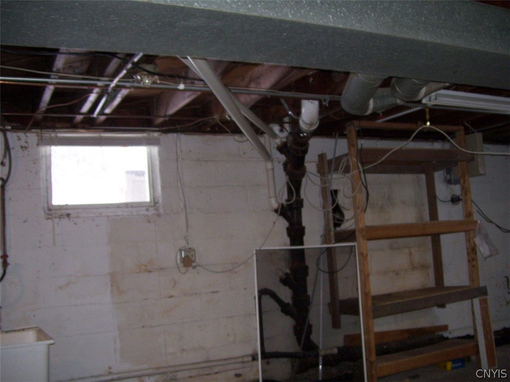 7151 Morgan Road Clay, NY 13090 - Photo 9 of 12