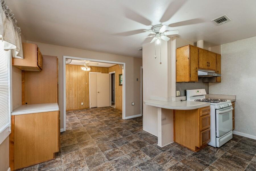 7750 Lund Road Milton, FL 32570 - Photo 9 of 36 09_7750-Lund-Rd_Web