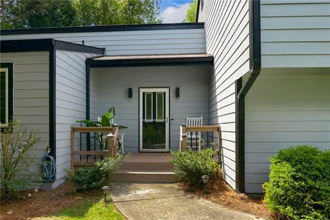 $2,600 | 3195 Creek Drive, Marietta, GA 30062
