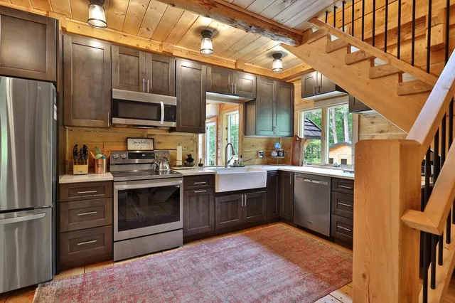 $1,400,000 | 314 Putnam State Forest Road, Grafton, VT 05146