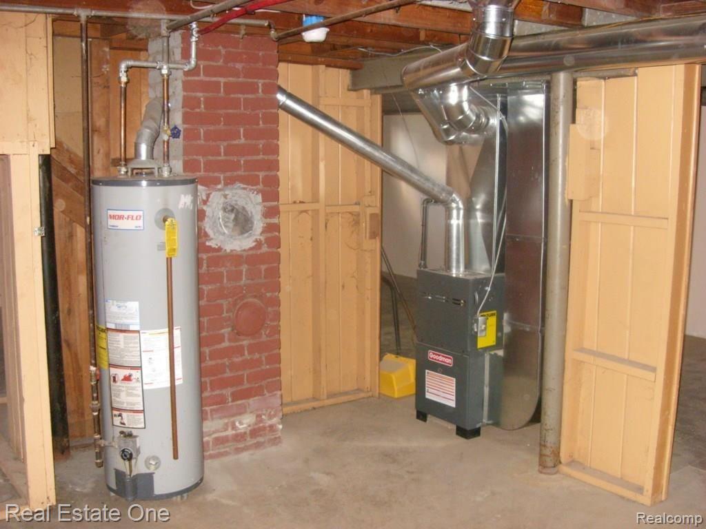26596 Morley Street Inkster, MI 48141 - Photo 24 of 35 26596 Morley Furnace & Hot Water Tank.jpg