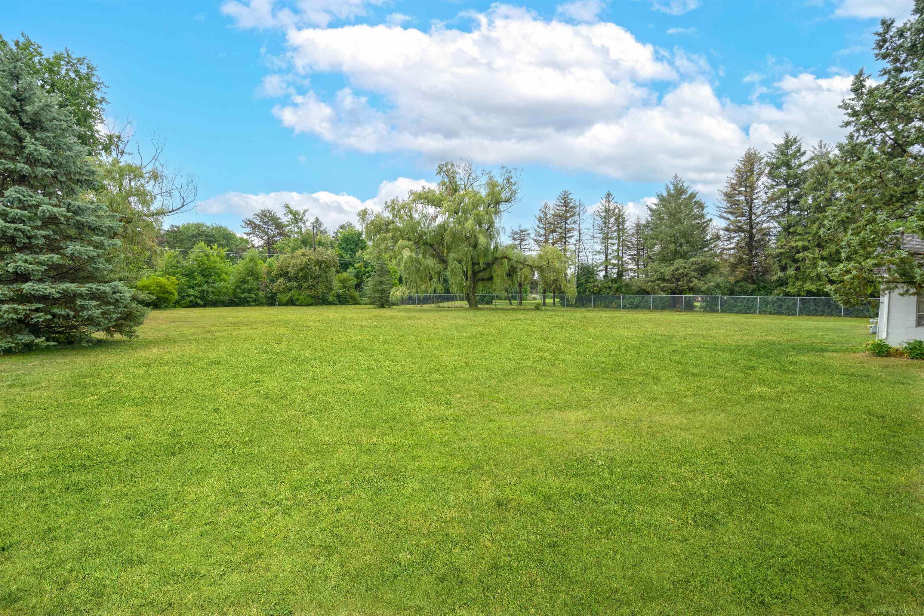 67401 Romeo Plank Road Ray, MI 48096 - Photo 9 of 64