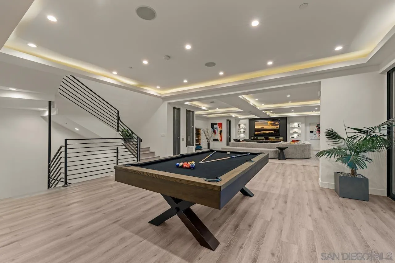 3820 Knobhill Drive Sherman Oaks, CA 91423 - Photo 13 of 75