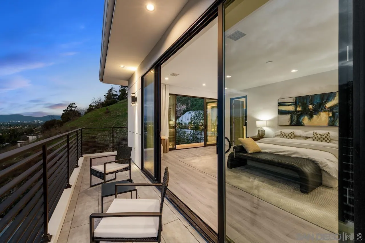 3820 Knobhill Drive Sherman Oaks, CA 91423 - Photo 33 of 75