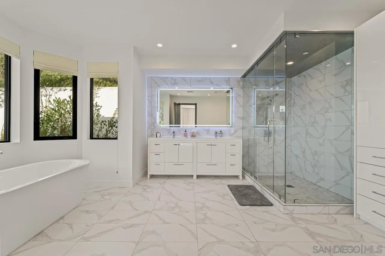 3820 Knobhill Drive Sherman Oaks, CA 91423 - Photo 35 of 75